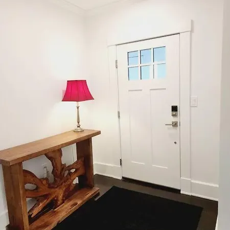 Charming And Comfortable! Medford Extérieur photo